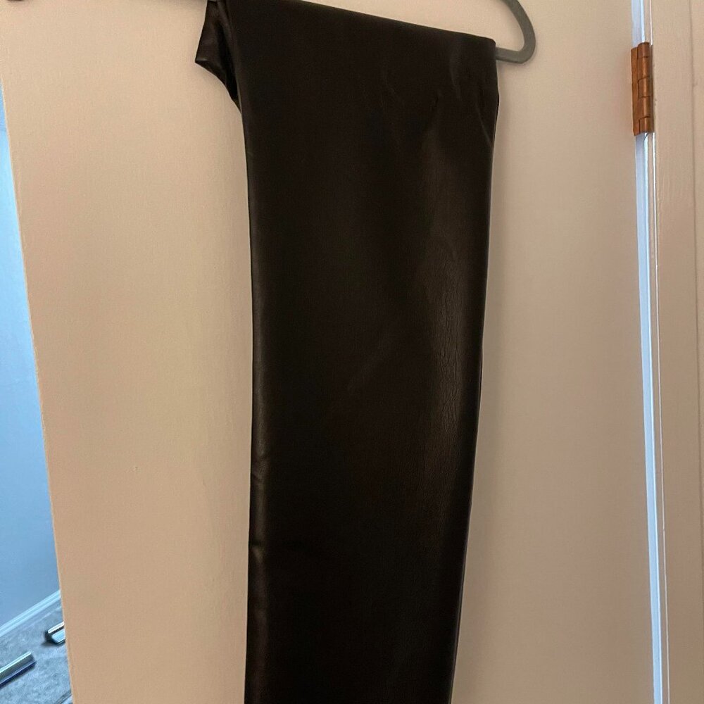 Aritzia Wilfred the melina™ pant High-waisted Vegan Leather pants
